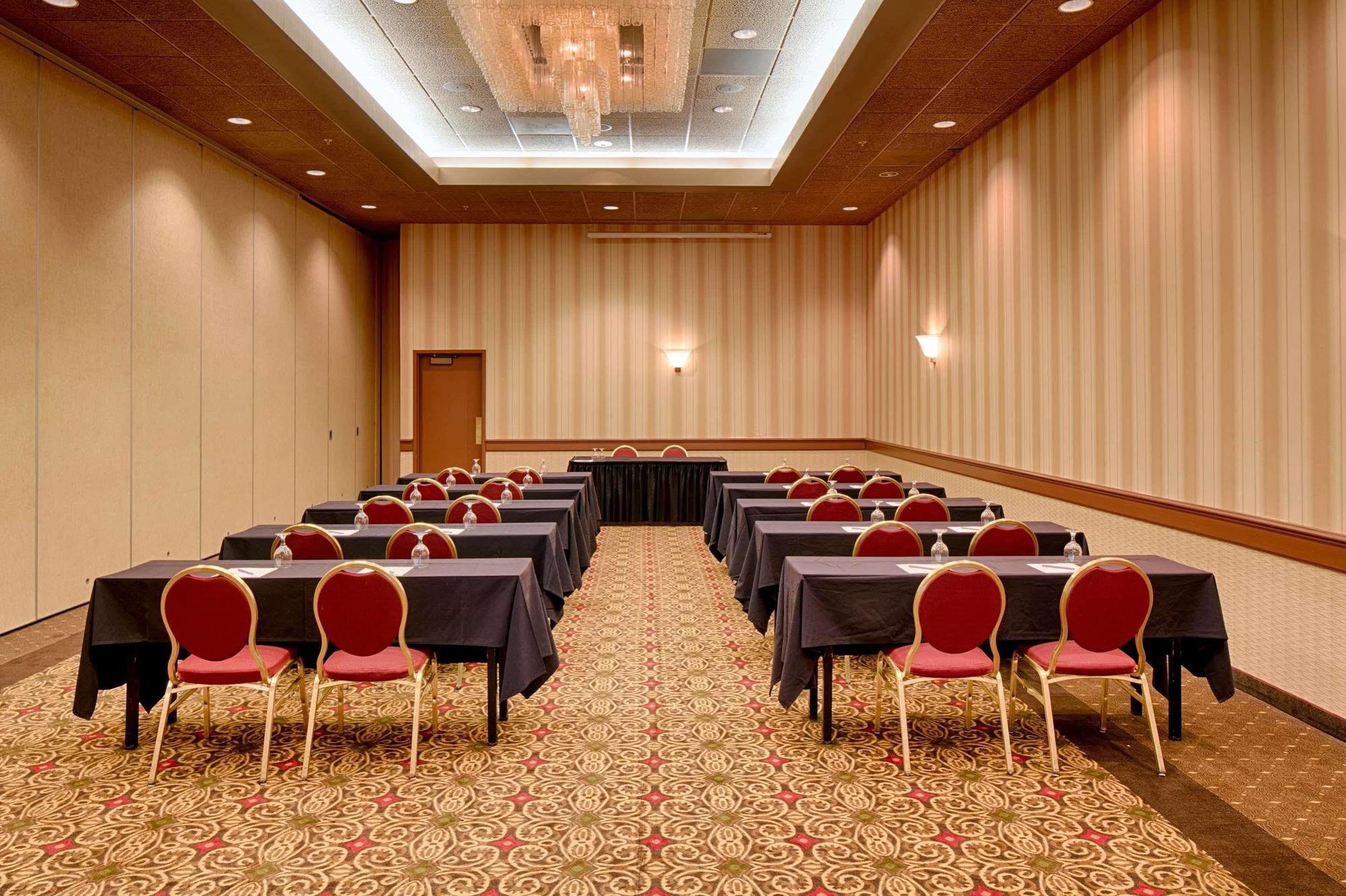 Red Lion Hotel Redding Luaran gambar