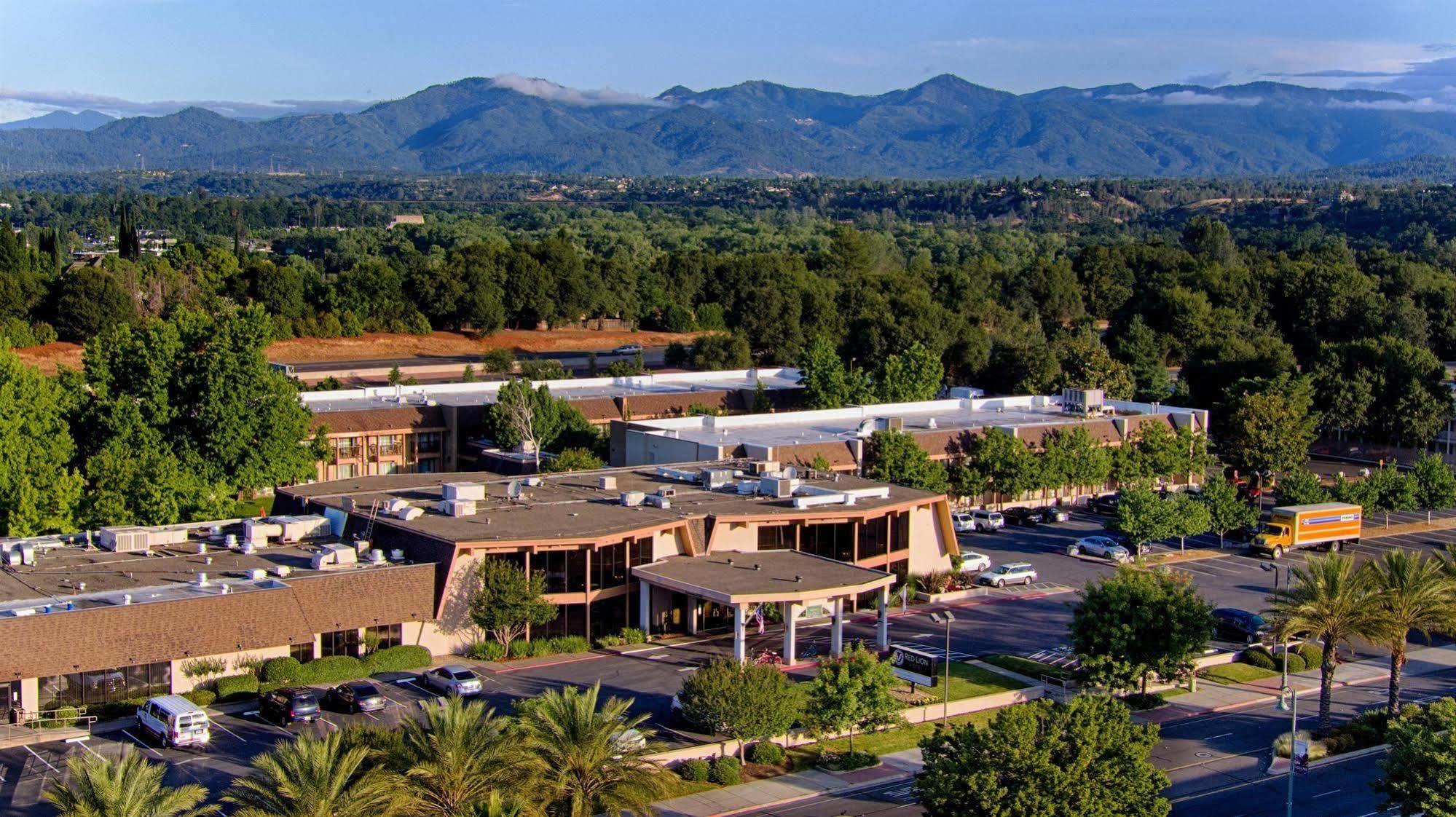 Red Lion Hotel Redding Luaran gambar