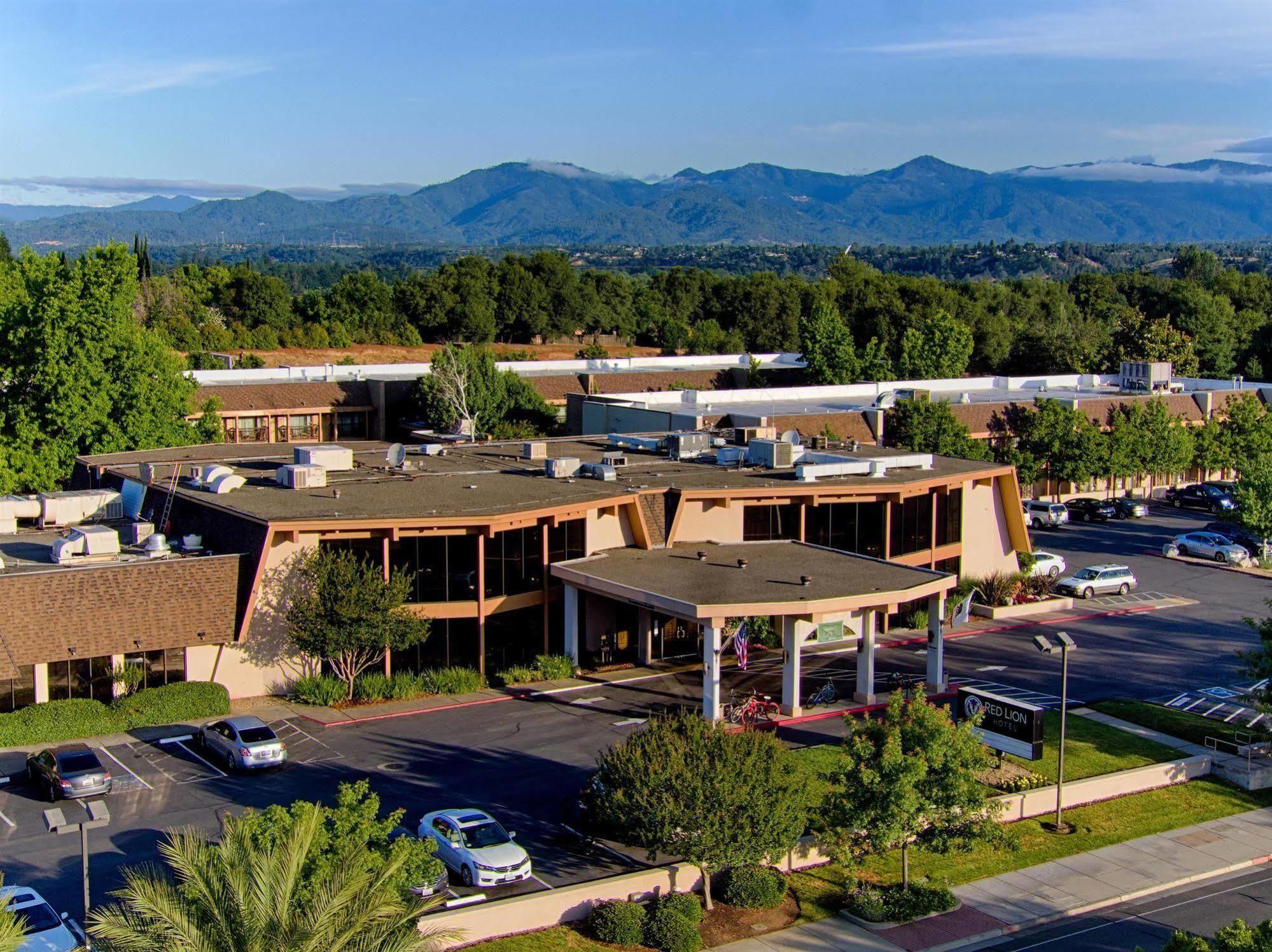 Red Lion Hotel Redding Luaran gambar