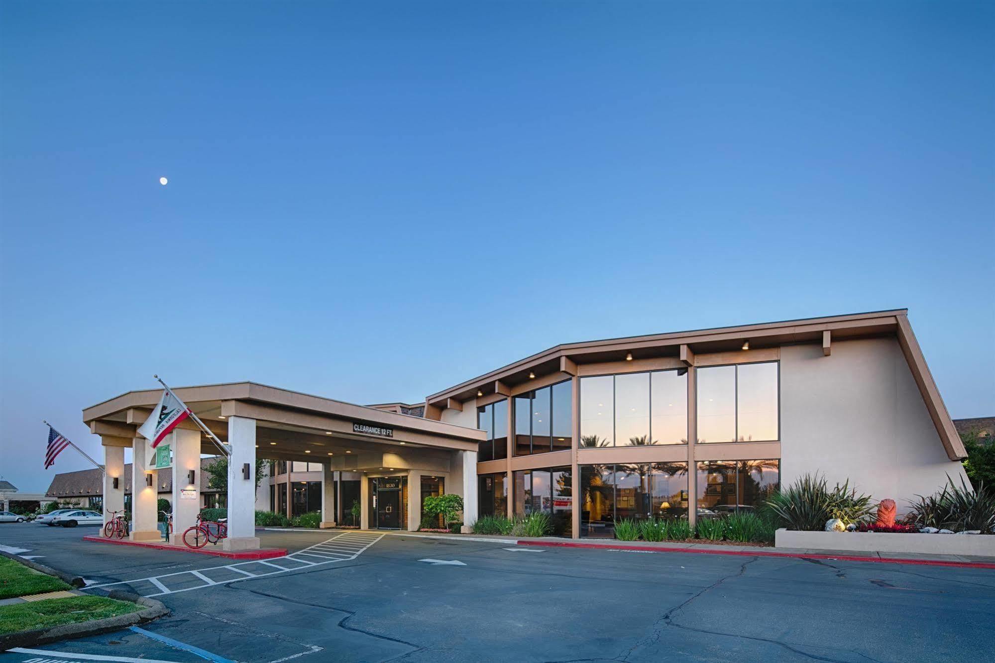Red Lion Hotel Redding Luaran gambar